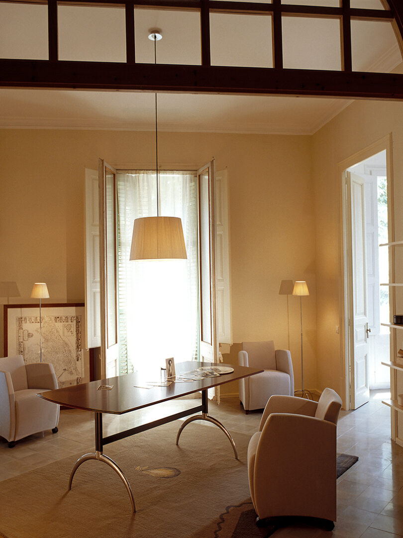 Dahlagenturer - Sísísí Cónicas